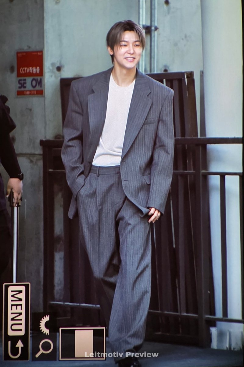 𝙇𝙚𝙞𝙩𝙢𝙤𝙩𝙞𝙫. 라이트모티프 tweet media