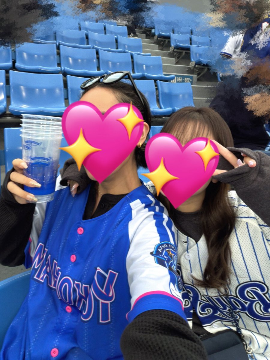 RENA tweet media