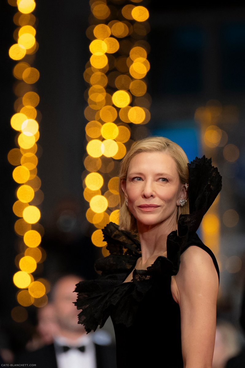 FanBlanchettCom's tweet photo. Cate Blanchett at the premiere of Paper Tiger at the Cannes Film Festival 

Dressed in Louis Vuitton by Nicolas Ghesquière 

→ https://t.co/quQwdjmmCT https://t.co/YptAxBScYR