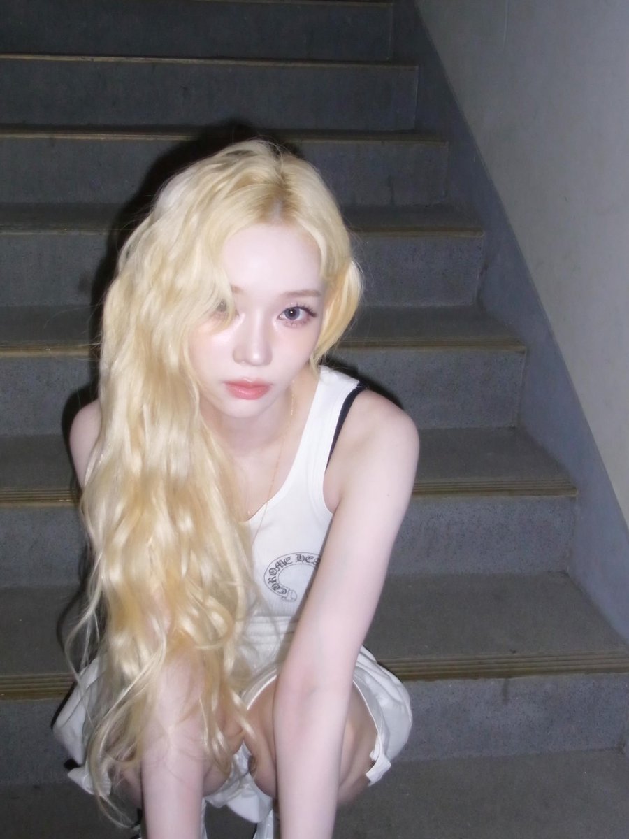 취향의 윈터 tweet media