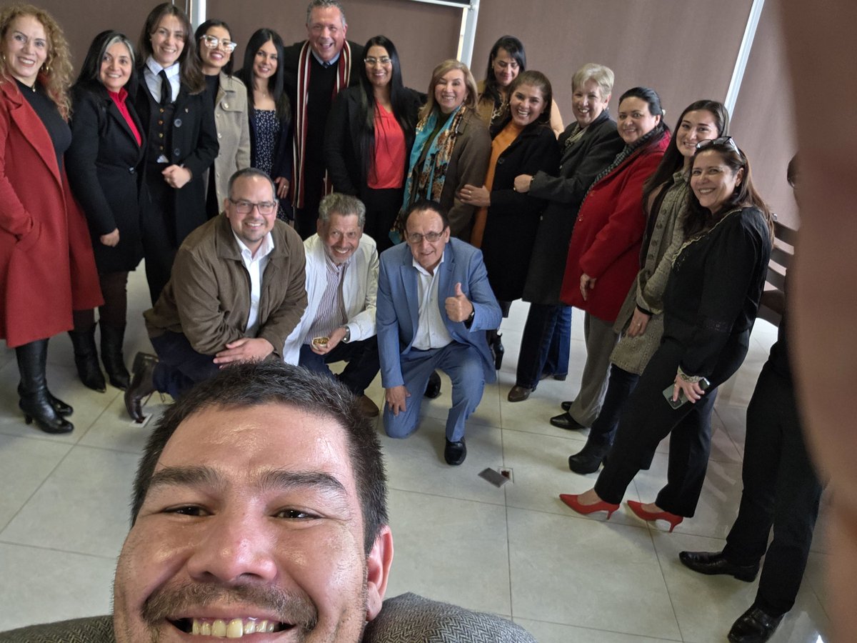 Jsosabareiro's tweet photo. Volviendo de Caaguazú con las fuerzas renovadas luego de una gira maravillosa.  Vamos a tener una gran elección en la ciudad de Caaguazú y en todo el Departamento.  Tenemos un gran equipo en todos el Pais. 🇵🇾💪
🇵🇾💪🏻 https://t.co/1pcYNIEaFx