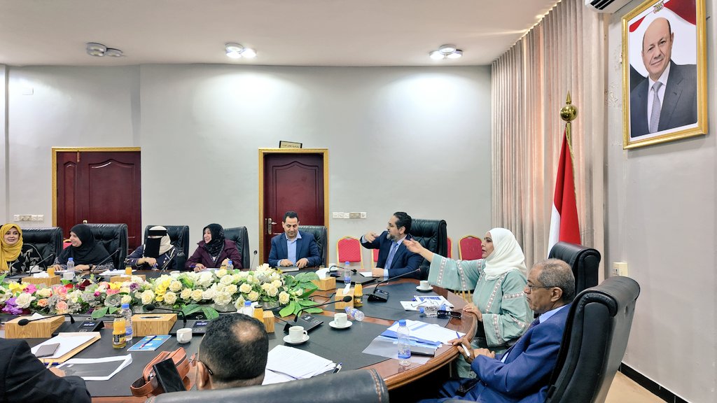 UNDP_ACIAC's tweet photo. 📣 Reporting back: progress achieved this week in Aden❗ 

✅ #Anticorruption Coordination &amp; Follow-up Committee completed a gap analysis to identify reform priorities.

✅ Engagement of #women &amp; #youth groups initiated towards 🇾🇪 Strategic Framework on #Integrity for #Recovery. https://t.co/VuvmGAq3oX