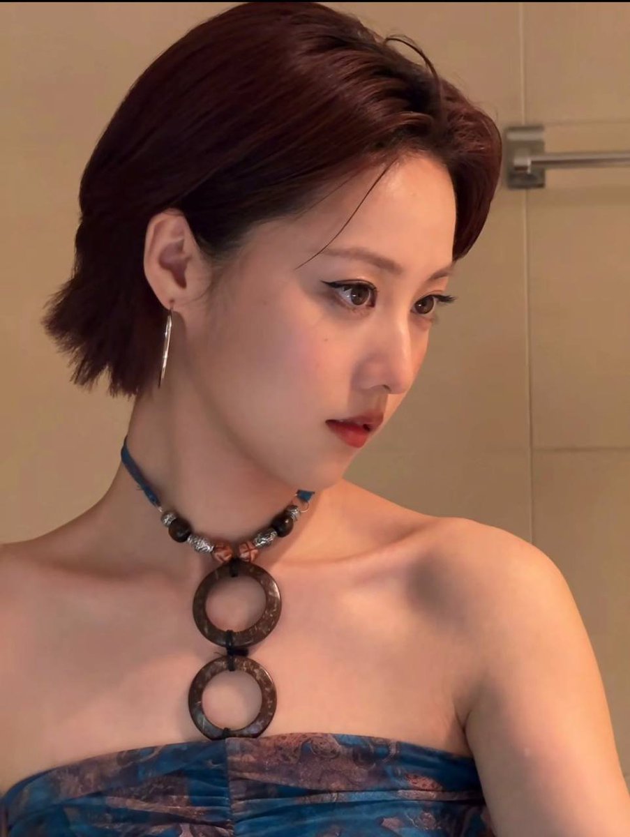 短发小阿姨 tweet media