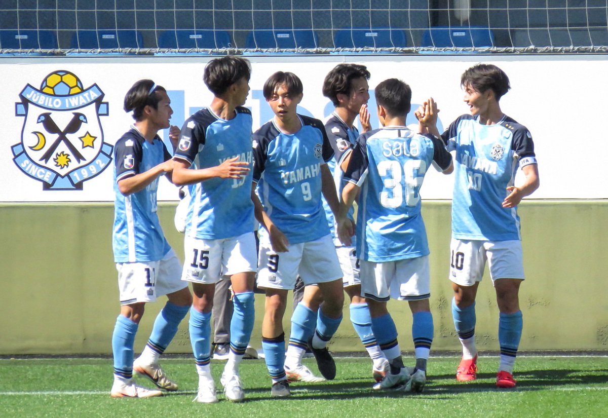 masako3846's tweet photo. 【プレミアリーグWEST・第9節】
　ジュビロ磐田U-18
　　　🆚名古屋グランパスU-18
　5月24日(日)14:00キックオフ⚽
　　　ヤマハスタジアム

あと少しのところで届かない勝ち星···
そのあと少しをスタジアムに来て後押しして下さい!
応援よろしくお願いいたします🔥
(今節の駐車場は第3駐車場です) https://t.co/ibkB5UPrxv