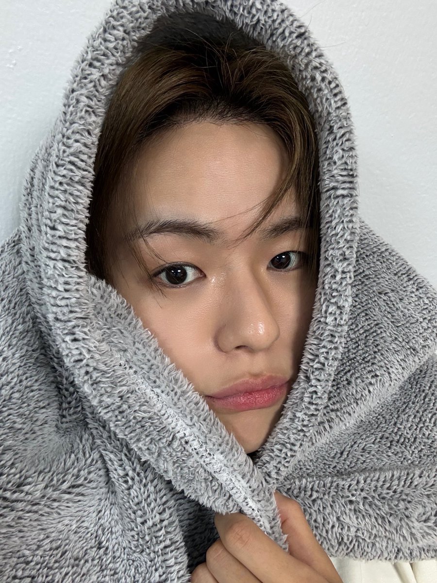 아 몰라 *🍅 tweet media