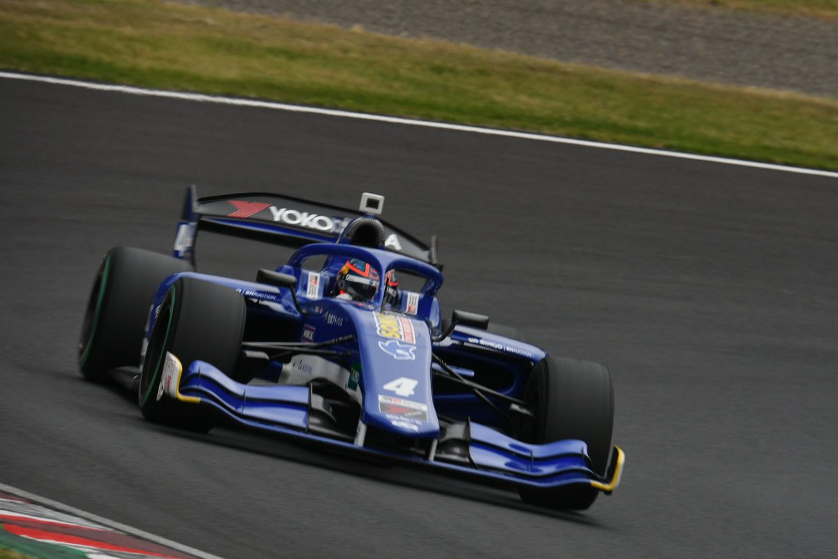 mamihamu7's tweet photo. superformula Rd4鈴鹿🦌🛎️

3号車➡️4位
4号車➡️リタイア
という結果でした！

お天気が不安定な中
目が離せないレースでした🏁

明日のRd5もKONDOracingの応援よろしくお願いします💖

バタバタスケジュールの中会いにきてくれて感謝です✨明日も待ってるね🫶 https://t.co/QqY8KTa6lN