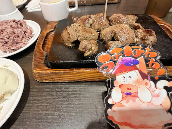 ひま tweet media