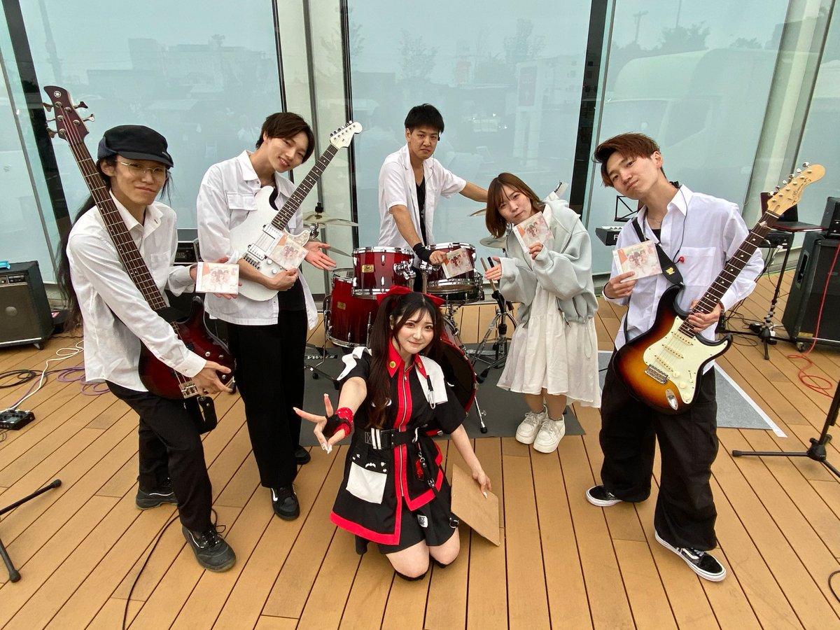 kayo__hat's tweet photo. メインボーカルみたいな顔してるけどMC

 #HATEandTEARS #かよちーむ 
 #GIRLSEDITION https://t.co/323MjdqMhk