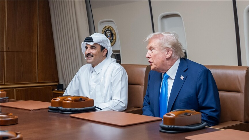 ABD_Bulteni's tweet photo. Qatari Emir Sheikh Tamim and US President Donald Trump discussed ongoing US-Iran peace efforts, backing Pakistan-led mediation, regional de-escalation, maritime security, and stability in global energy supply chains, according to Qatar’s Amiri Diwan. https://t.co/da340kMNyq