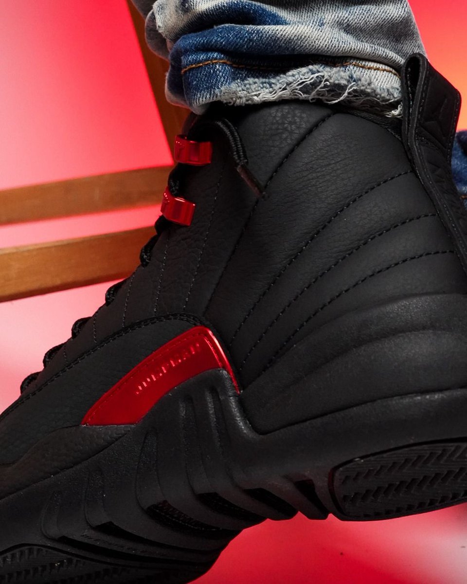 houseofheat's tweet photo. Dropping Today: Air Jordan 12 "Bloodline" 🩸 

How to Cop: https://t.co/6WsqJ4heoM https://t.co/NTm0iCH1Xa