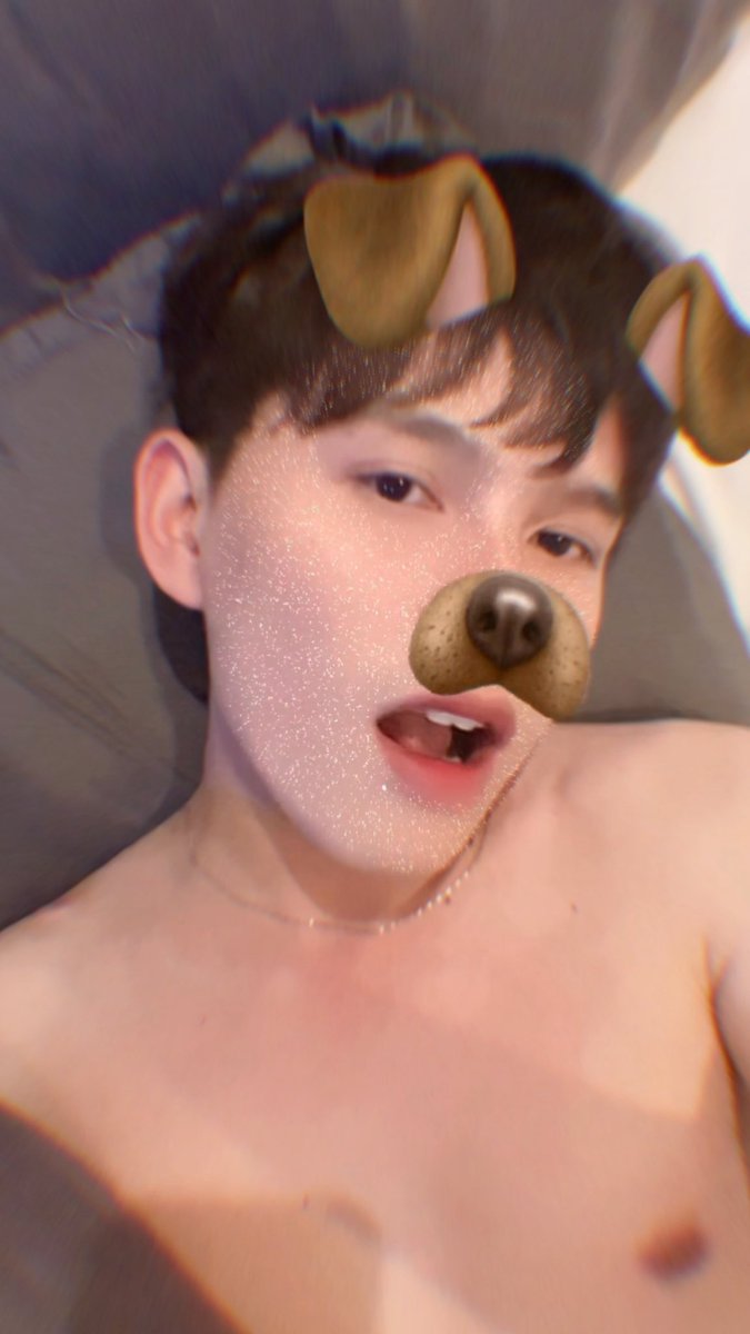 Gulffew_w's tweet photo. เราไม่ได้จูบกันนานแล้วนะ 🫠 https://t.co/IBuKYVLQK7