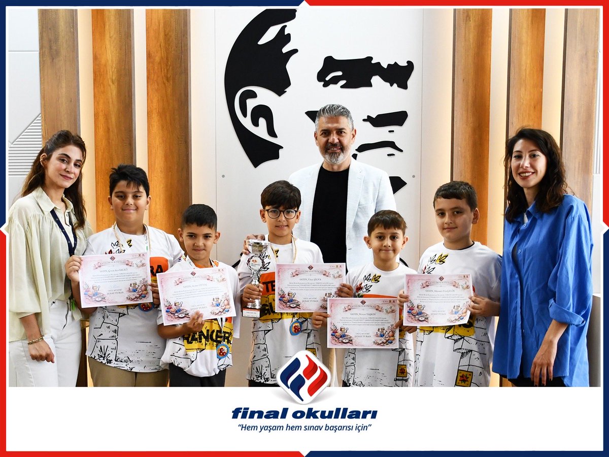 finalortaca's tweet photo. 🚀Hayal eden üretir, üreten başarır!🌟

FIRST LEGO League Explore / Minik Bilim Kahramanları Buluşuyor turnuvasında elde ettikleri başarılarla gurur kaynağımız olan öğrencilerimiz, Okul Kurucumuz Sayın Aşkın TURAN tarafından ödüllendirildi. 👏✨ https://t.co/Qn0dz7KboS