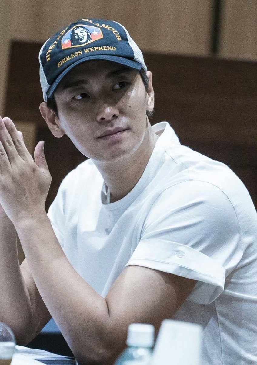juzzan9's tweet photo. 흰반 검반 희대의 난제
일딴 나는 둘 다 ~ ♥ https://t.co/Ck4Mrws3p4
