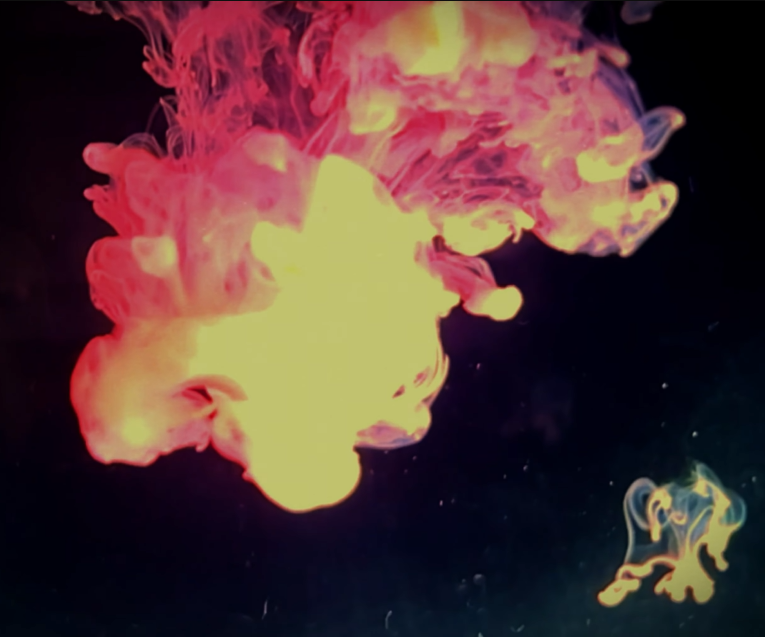 LegionEsoteric's tweet photo. New daniel profeta music video utilizes a makeshift miniature cloud tank to create this effect

DIY till we die 1/ https://t.co/KC8fGLspTW