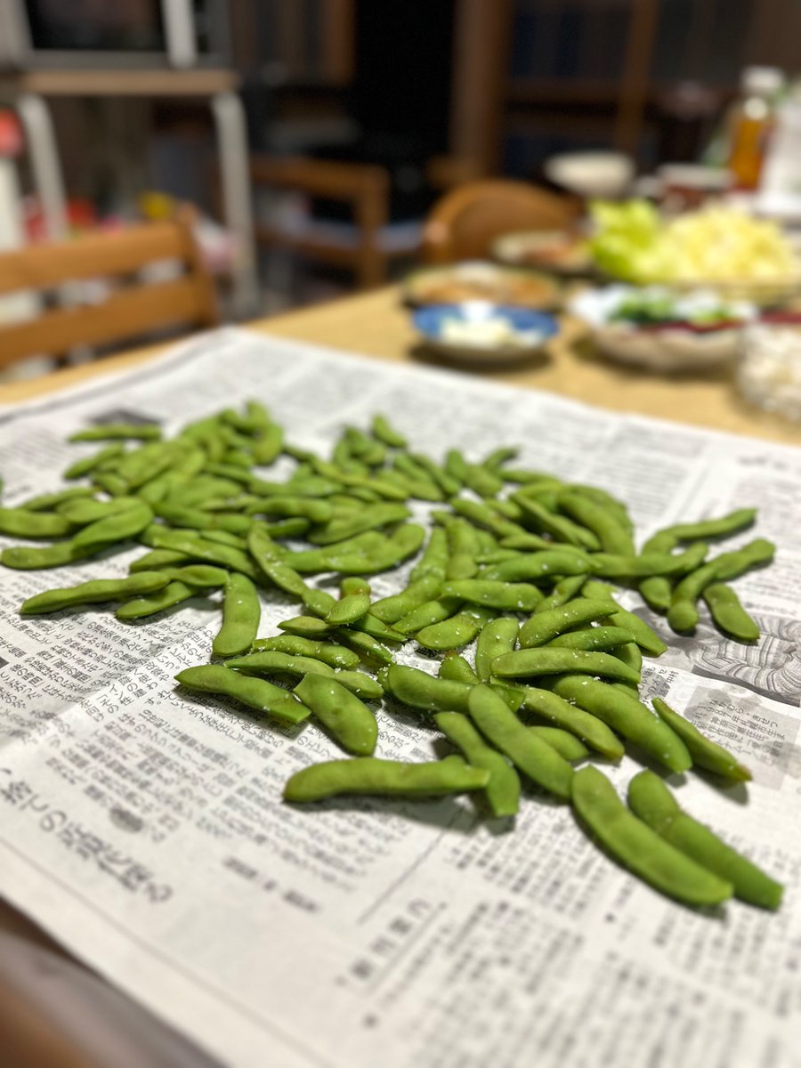 Chin_camp_666's tweet photo. 今年も枝豆のシーズンが始まりました🙌✨️
｢弥彦むすめ｣
おそらく、日本でいっちゃん早い枝豆( ˊ ﹃ ˋ)♡︎ https://t.co/Ab3B2vRlWl