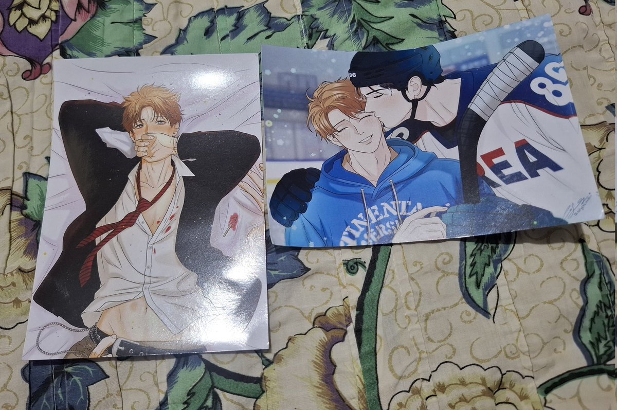 asterraeuno's tweet photo. 💌 Freebies Appreciation 💌

Thank you so much, PLLI! 🥺 Selalu deh dihujani sama freebies tiap event, sampai bertemu lagi di lain waktu yaa. May happiness always come to you, guys ❤️🫰🏻 https://t.co/b3314irrAy