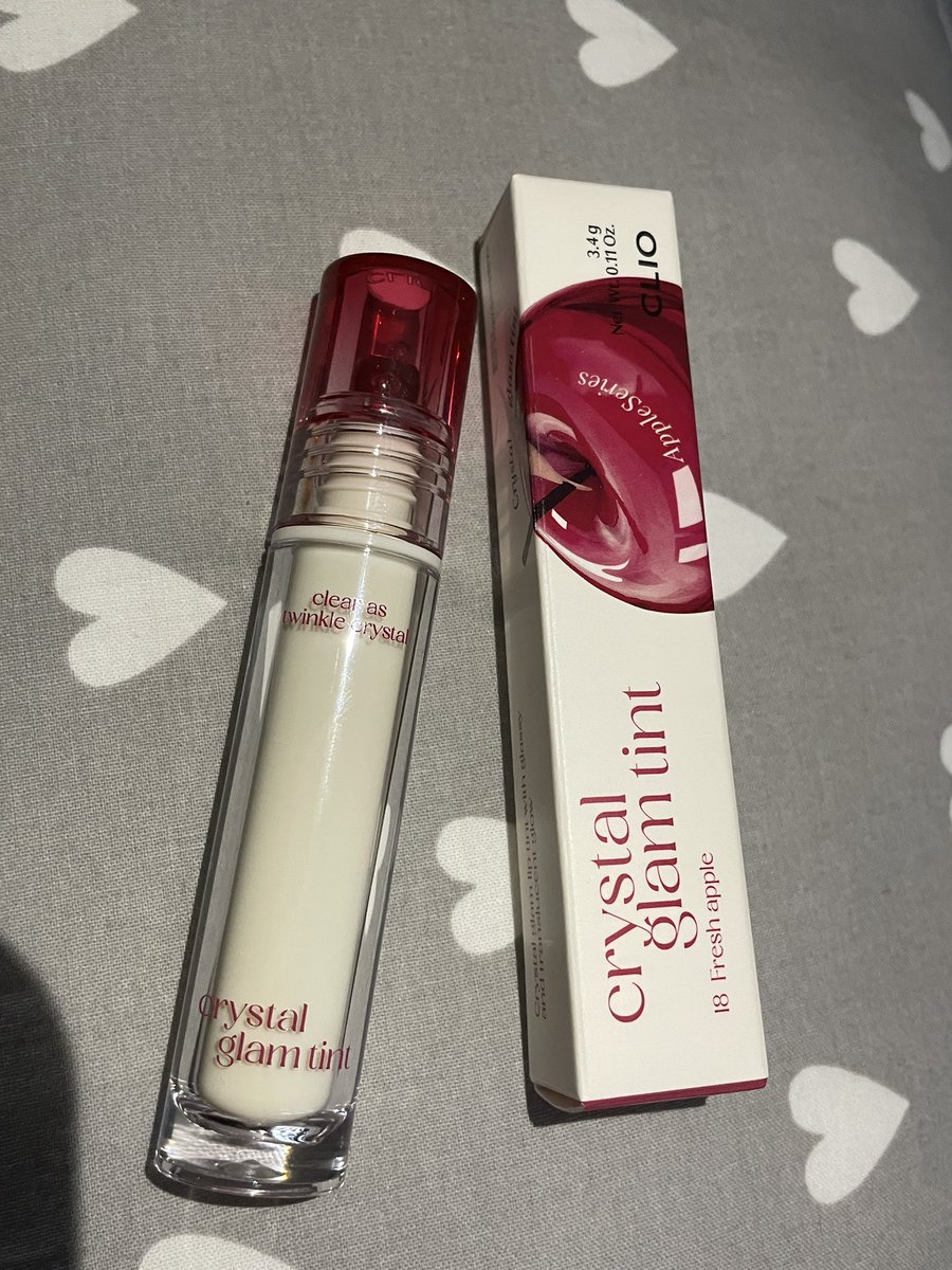 rraelaks tweet media