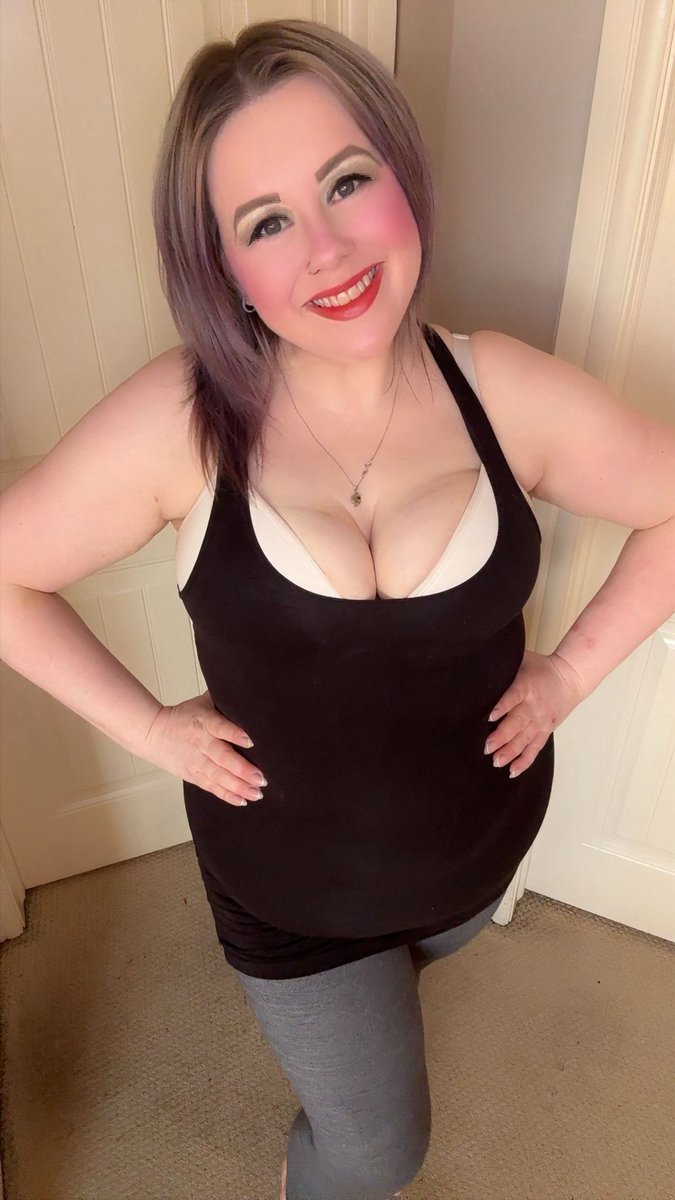 ❤️Kat ❤️ the Canadian 🇨🇦 MILF! tweet media