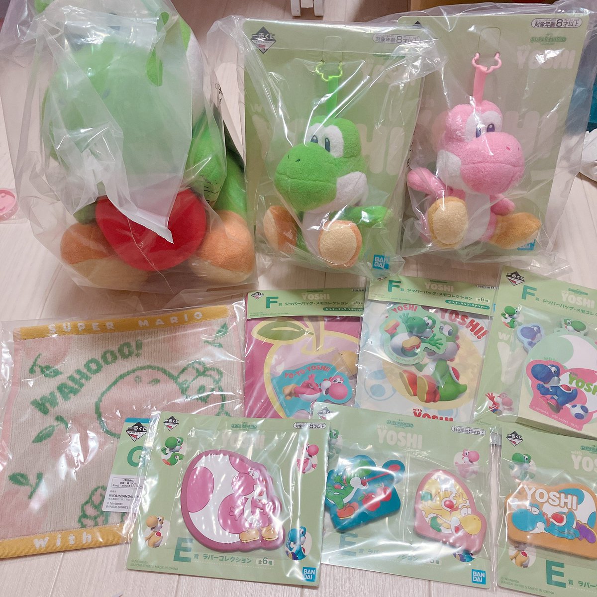 mi_d_vv's tweet photo. 今回のヨッシーくじの結果と念願のピンクヨッシー早速飾った！
交換していただきありがとうございました、大満足です☺️💕 https://t.co/mKIxKoDbaH