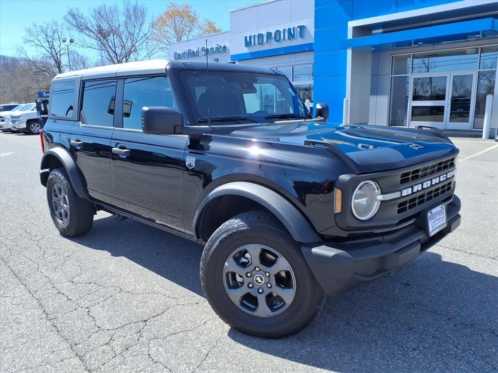berglundauto's tweet photo. Feel good about what you drive with this Pre-Owned 2025 Ford Bronco! 

Check it out --> https://t.co/Kzm593GYTt https://t.co/Q5wB8owQIm
