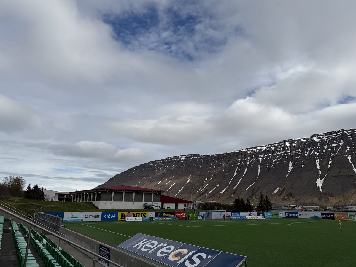 DanMKDons's tweet photo. Vestri Women v Fjölnir Women in the Icelandic 2. deild kvenna 🇮🇸 https://t.co/6SqZLY3voB