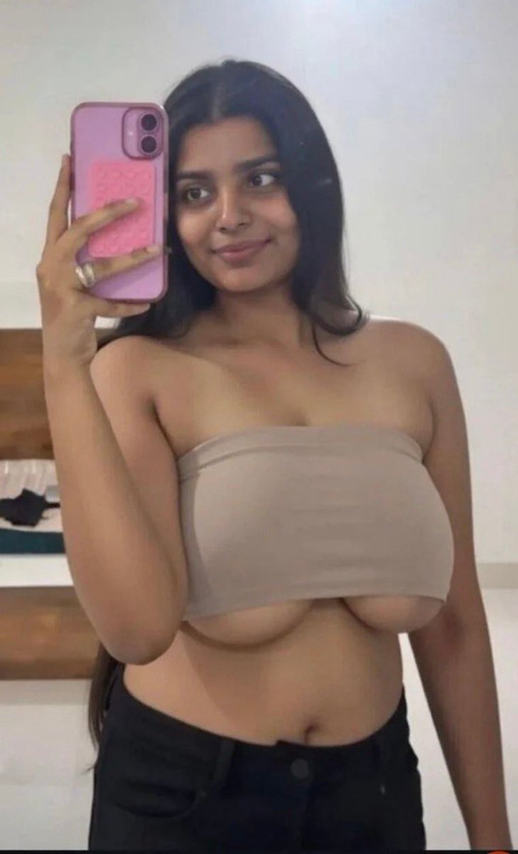 CELEBVAULTHQ's tweet photo. Anushka private app content 
🥵 https://t.co/O1qZt10snv