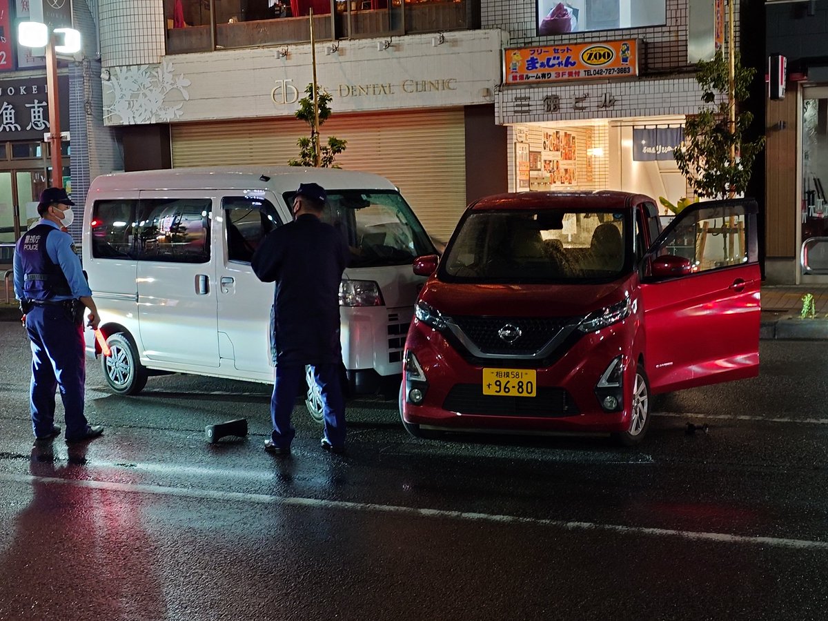bktk_kun's tweet photo. 町田駅前、こんなとこで事故るヤツ、タヒねばいいのに😡😡😡 https://t.co/6TbwKKBSRE