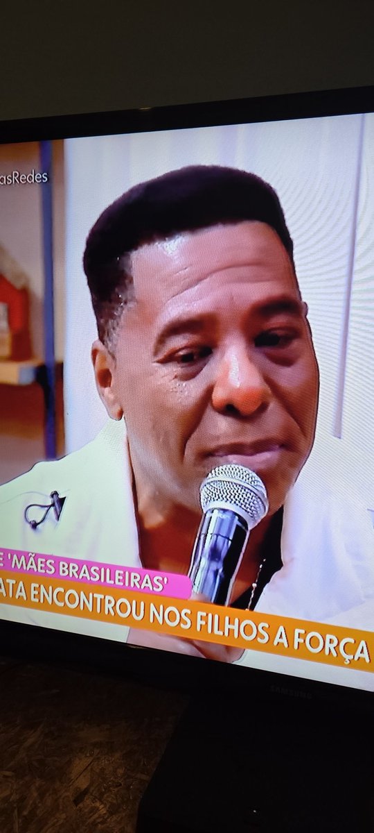 _Allex_'s tweet photo. E a Tais Araújo que já namorou o Netinho e a gente nem lembra deste fato. #EDeCasaNasRedes #EDeCasa https://t.co/YD0pFYMtGg