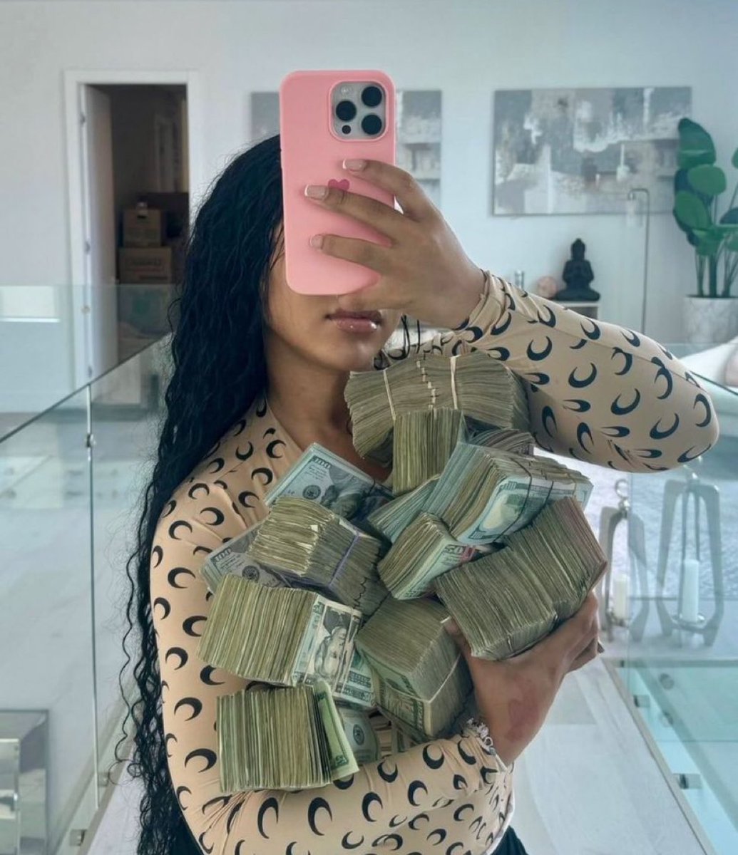 Defi Queen ( 💙, 🧡, 💜) tweet media