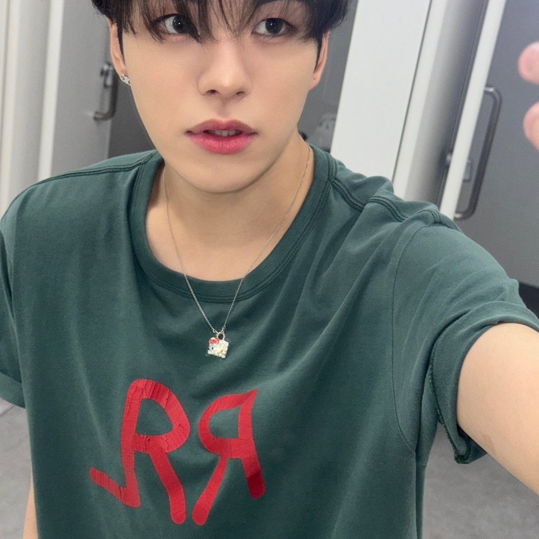 🍫BABYJAE_🍫✨️💛 #윤재혁 🌧 tweet media