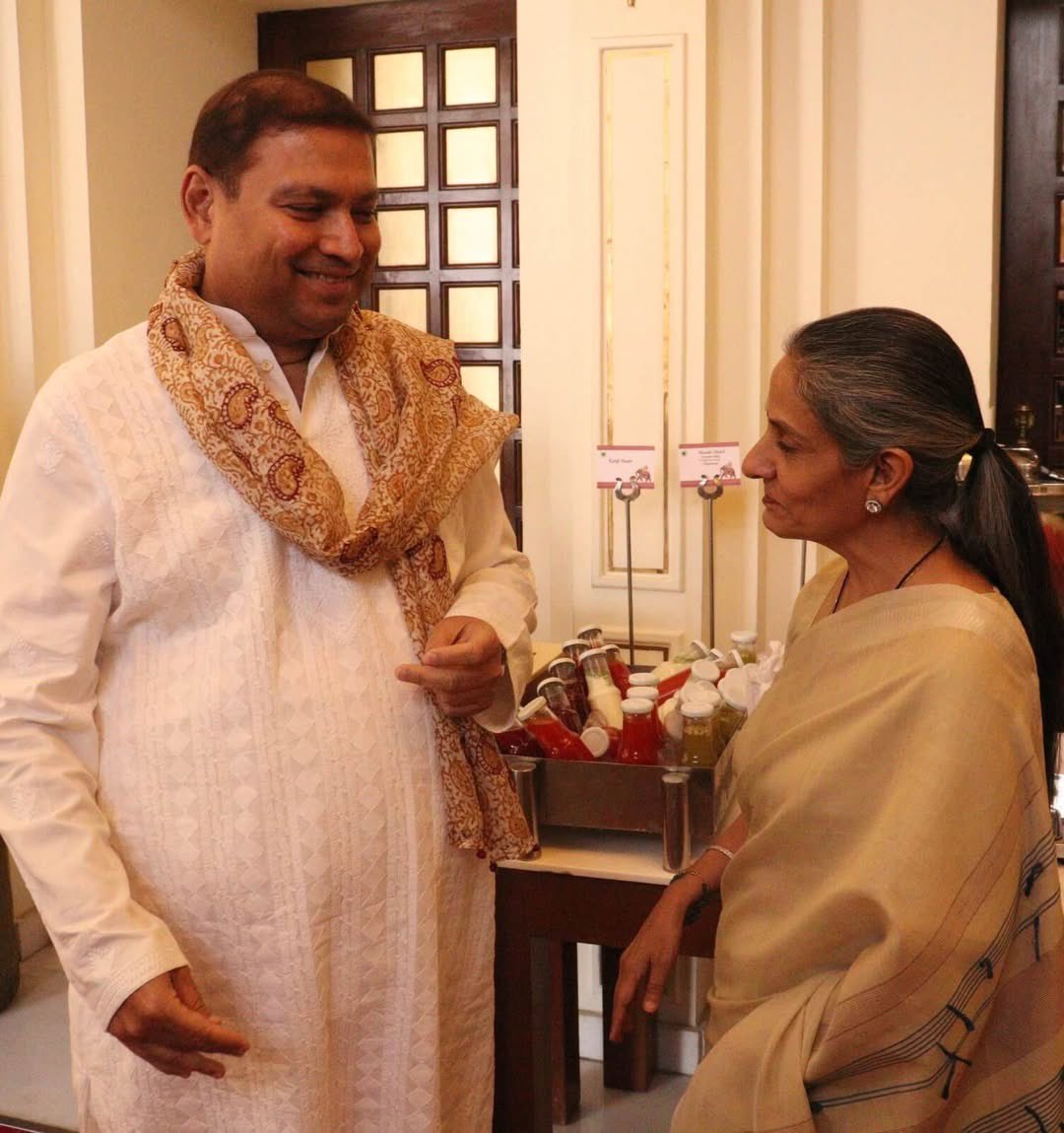 essbeeindia's tweet photo. Happy Birthday to the ever-inspiring @MitaKapur! Your passion for literature, culture, and meaningful conversations continues to create such a lasting impact. May the year ahead be as remarkable as you are. @SiyahiJaipur 
#EssbeeMemories https://t.co/O0tW3ULIyY