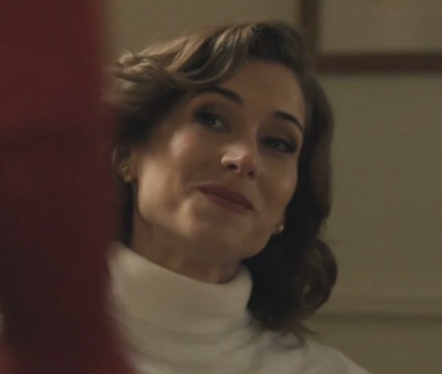 Mkkm0109's tweet photo. No supera nadie la forma en q Marta Belmonte llena un plano con una simple mirada. Cine puro. ✨
#SabadoDeMartaBelmonte #MafinForever https://t.co/BlLNOtUzXm