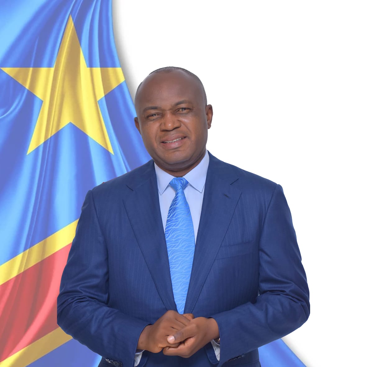 Packer_Basingo1's tweet photo. 🚨 #POLITIQUE | 4ᵉ anniversaire de l’ACP : Gentiny Ngobila Mbaka plaide pour un Congo uni, juste et tourné vers le progrès

Kinshasa, 22 mai 2026 – À l’occasion du quatrième anniversaire de l’Alliance des Congolais Progressistes (ACP), son président national, Gentiny Ngobila Mbaka, a livré un message politique axé sur le renouveau national, l’unité et la gouvernance de proximité, dans un contexte marqué par de nombreux défis socio-économiques et institutionnels en République démocratique du Congo.

Sous le thème « Progrès partagé : la voix du renouveau, pour un Congo uni, fort et prospère », le leader de l’ACP a réaffirmé la vision de son parti en faveur d’un développement inclusif, fondé sur la justice sociale, la cohésion nationale et la valorisation des ressources humaines congolaises.

Dans son message, Gentiny Ngobila Mbaka a estimé que le progrès ne devait pas rester l’apanage d’une élite, mais bénéficier à toutes les couches de la population. Il a insisté sur la nécessité de bâtir une gouvernance capable de rapprocher les institutions des citoyens et de répondre aux attentes sociales dans toutes les provinces du pays.
« Le Congo dispose d’énormes richesses humaines et naturelles. Le véritable défi reste notre capacité à transformer ce potentiel en opportunités concrètes pour chaque Congolais », a-t-il fait savoir, mettant en avant la responsabilité collective dans la construction d’un État plus fort et plus équitable.

Le président national de l’ACP a également salué l’engagement des militants, cadres et sympathisants de son parti, qu’il considère comme des acteurs essentiels dans la consolidation de cette vision politique.

Revenant sur les quatre années d’existence de l’Alliance des Congolais Progressistes, il a défendu le positionnement de sa formation politique comme une structure engagée dans la promotion d’idées nouvelles, de la stabilité institutionnelle et d’un patriotisme responsable.
« L’histoire d’une nation se construit avec courage, discipline et persévérance. Nous devons dépasser les intérêts individuels pour privilégier l’intérêt supérieur de la République », a déclaré Gentiny Ngobila Mbaka.

Au-delà du cadre partisan, ce message apparaît comme un appel à l’unité nationale dans un contexte où la RDC fait face à des enjeux sécuritaires, économiques et politiques majeurs.

En clôturant son adresse, le président de l’ACP a renouvelé son engagement à œuvrer pour la paix, la cohésion sociale et le développement durable, tout en invitant les Congolais à participer activement à la construction d’un pays plus stable et prospère.

À travers cette déclaration, Gentiny Ngobila Mbaka repositionne l’ACP dans le débat politique national, en mettant l’accent sur la responsabilité collective, la gouvernance inclusive et le renforcement de l’unité nationale.

Merveil Packer Basingo 
📞 Rédaction : +243829336951
📺 Pour plus d’informations, suivez-nous sur 243Direct News TV