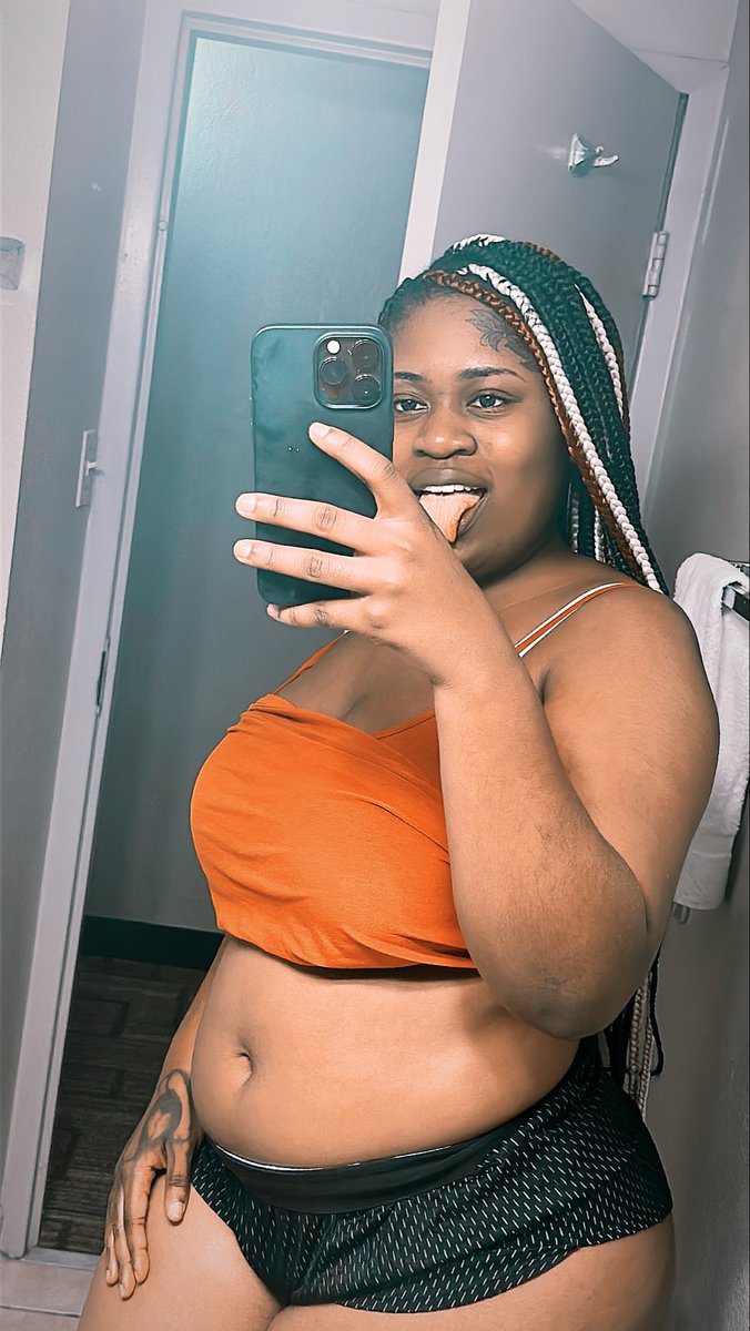trap_thick's tweet photo. All me 😍 https://t.co/n4b1LeE8ZK