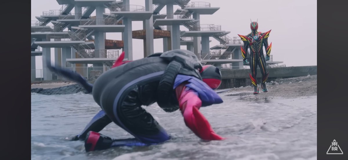 sKeLeTon_LL's tweet photo. 仮面ライダー観てたら
リリ団のLivの所で戦っててアツいw

【公式】『仮面ライダーゼッツ』　Case34「潜る」 https://t.co/4CsdovJZup @YouTubeより https://t.co/v8C8ocvmn4