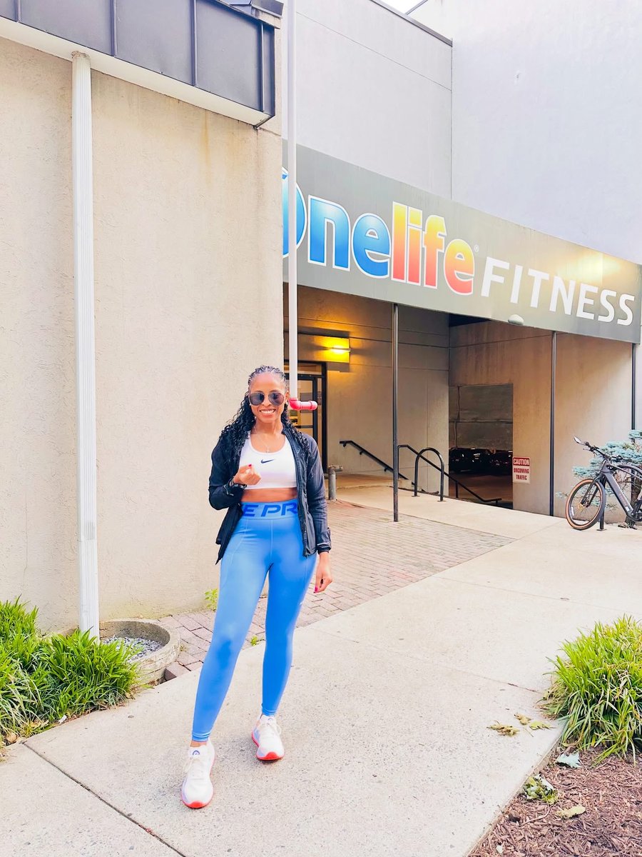 CarolinePule's tweet photo. #FitnessFanatic😎🩵 Another day at the gym, healthy active lifestyle all the way.🏋🏼‍♀️
.
.
.

#gymnight #gymmotivation #beatyesterday #runwithcp https://t.co/mZ80KlqvyH