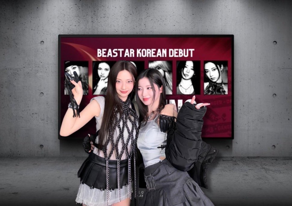 selenahiIe's tweet photo. @DELTRUSSIE ㅤㅤㅤㅤㅤ

Aaaa foto bareng Luna yang suaranya seduktif dan candu buat didengerin itu /.\ 

ㅤㅤㅤㅤㅤ https://t.co/7u2PHlJxxD