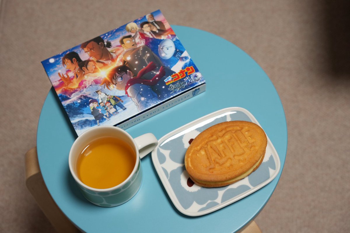 mii6702's tweet photo. 色々な推し活の夜。隻眼の残像のひとり鑑賞会。北欧食器も、アアルト家具も、コナン(長野県警)も、ドラえもんも、みんな好き。映画のラスト、何回観ても良過ぎる。 https://t.co/1JTxipeMvl