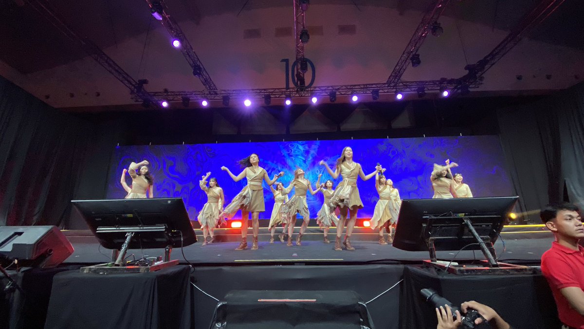 JKT48 tweet media