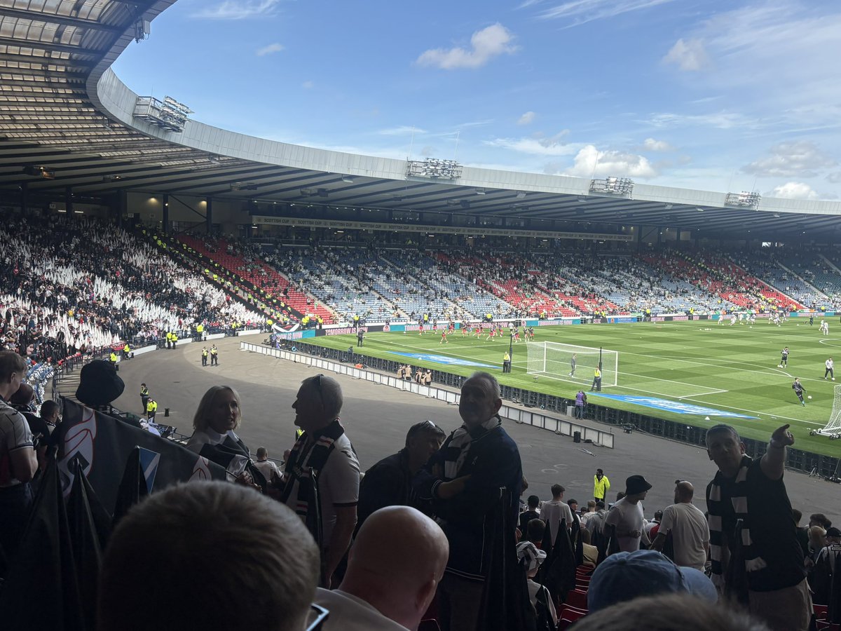 john_nufc42's tweet photo. Inside Hampden โฝ๏ธ๐ด๓ ง๓ ข๓ ณ๓ ฃ๓ ด๓ ฟ
#dafc #pars
#celticfc #monthehoops
@ScottishCup #football https://t.co/vUXgRqYGtV