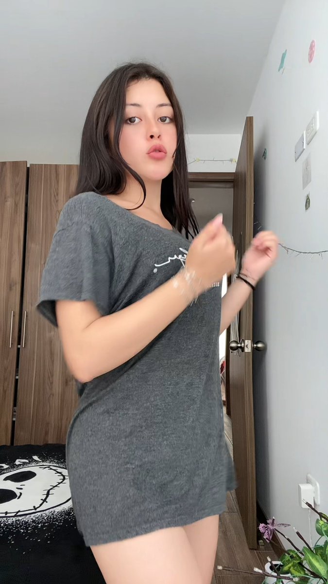 DanyBebe20 tweet media