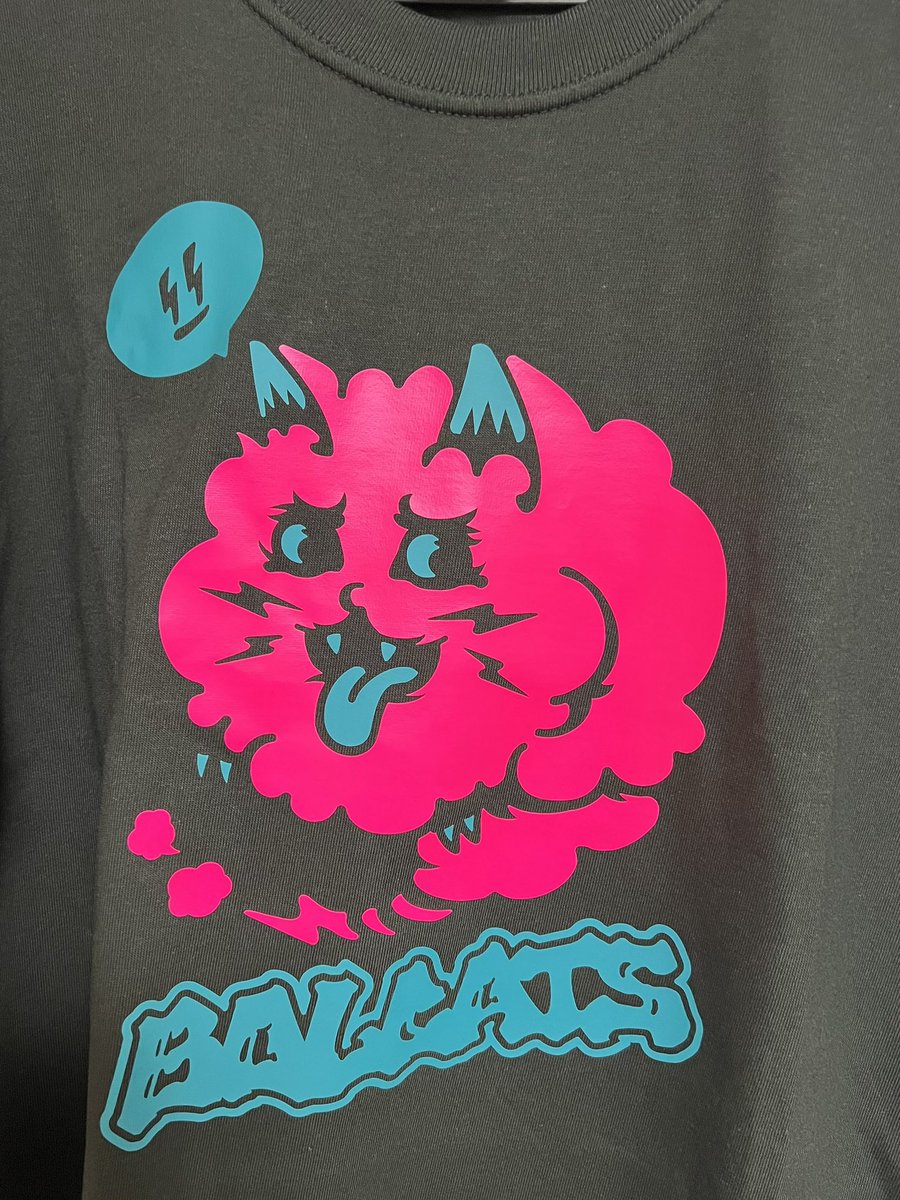 ssqtch's tweet photo. デザフェスでお迎えBOLCATSさんのTシャツ！
ピンクの発色が写真では半分も伝わらないくらいくっきりです🩷
ありがとうございます！

 #BOLCATS https://t.co/8uXxWigFxg