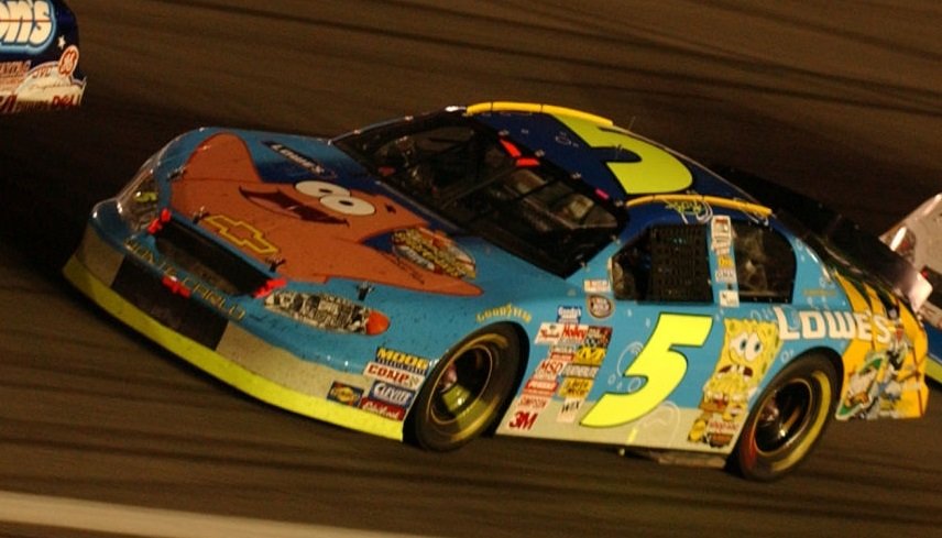 chevychevelle48's tweet photo. I always loved Kyle Busch's movie paint schemes... #NASCAR https://t.co/VCZTn4BZVT