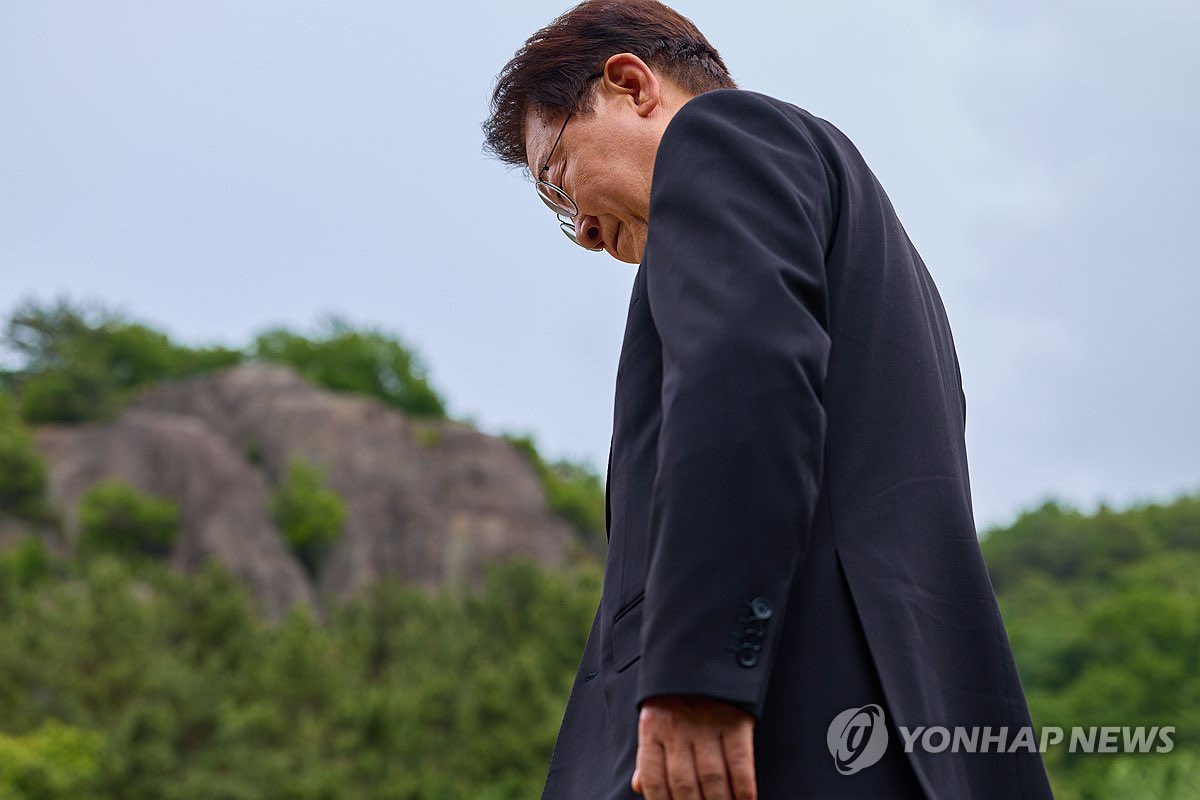밍맹묭 tweet media