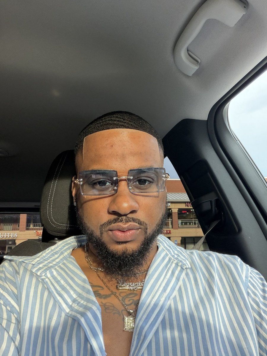 Dougie tweet media