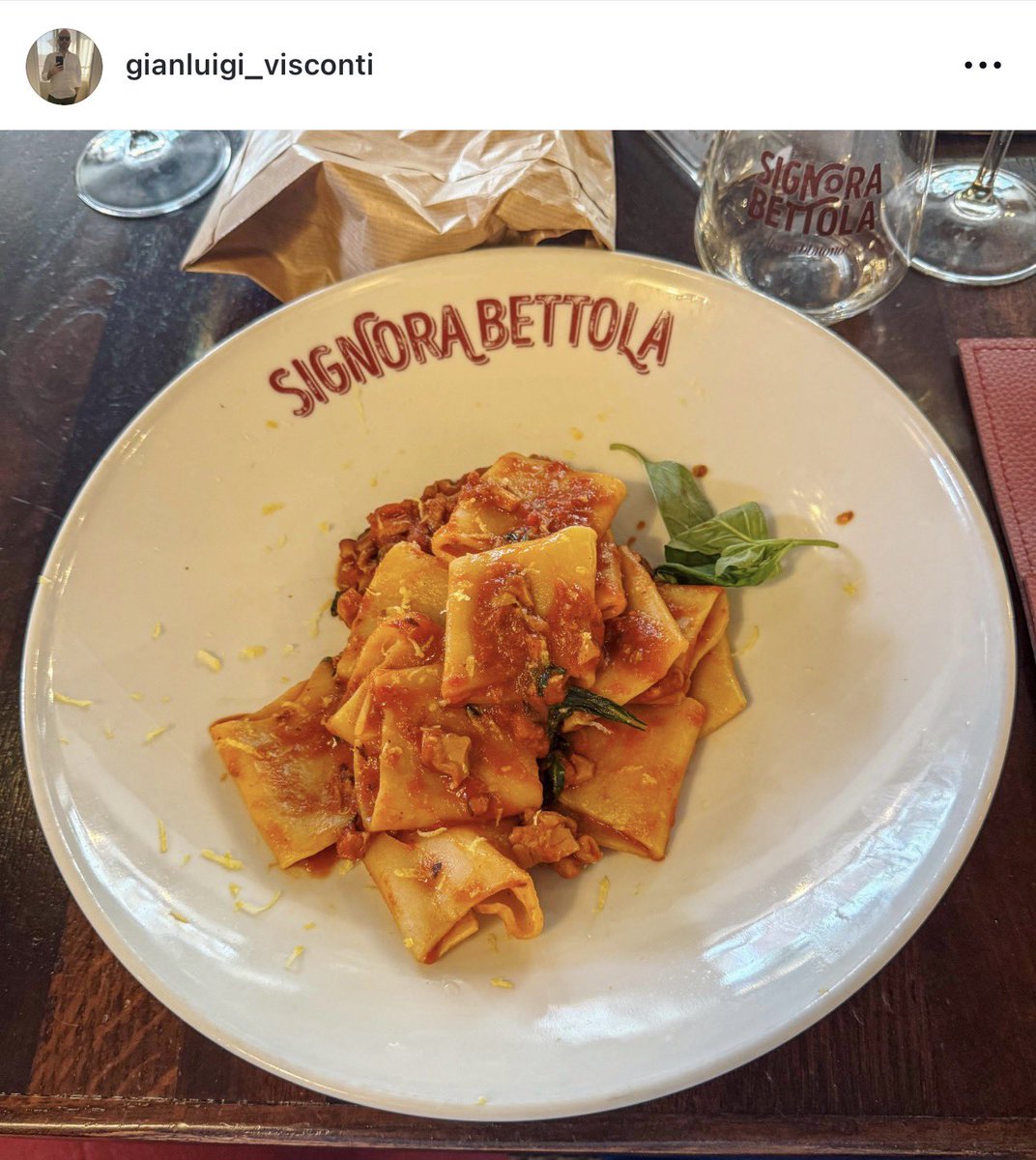 gianlu_1978's tweet photo. #lunch #food #wine #picoftheday #photooftheday #lovefood https://t.co/oJWETYTbcq