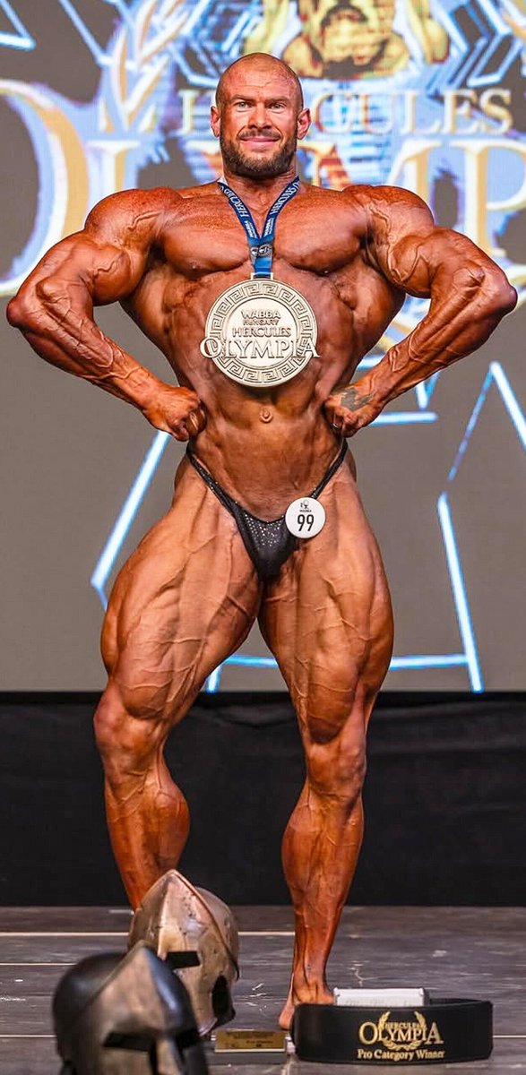 BodybuildersHOT's tweet photo. 💪 LUBOS CHLADEK
👊 https://t.co/ZuuI40GZv1
#bodybuildingbackstage #bodybuilding #backstage #nakedbodybuilder #muscles #hotbodybuilder #bodybuildingtan #protan #ifbbpro #bodybuilder #naked #nakedposing #bodybuilderposing #tanningsession #nakedtan https://t.co/qCHr6vFBWt