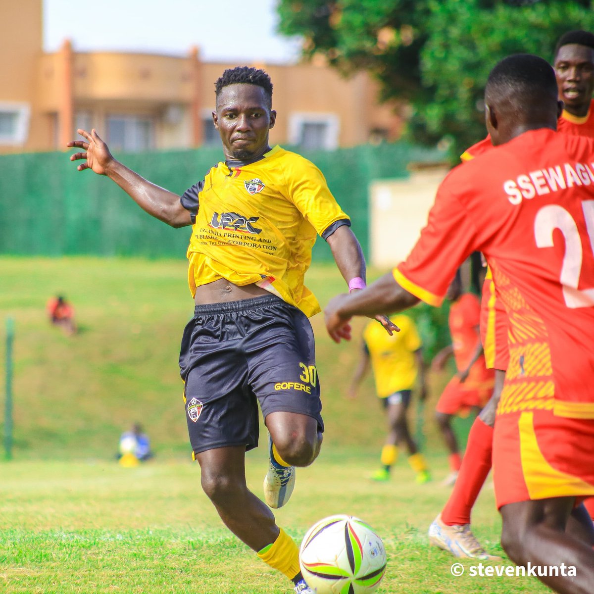 UPPC_FC's tweet photo. 90' | UPPC FC 🟡4️⃣-0️⃣🔴 BUL FC

#StarTimesUPL #MatchDay30
#ComeOnYouPrinters https://t.co/7qmRrNYJsz
