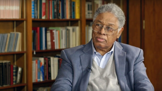 sowelleconomics's tweet photo. Thomas Sowell: “What socialism, fascism and other ideologies of the left have in common is an assumption that some very wise people — like themselves — need to take decisions out of the hands of lesser people, like the rest of us.” https://t.co/vmRvGt7knX