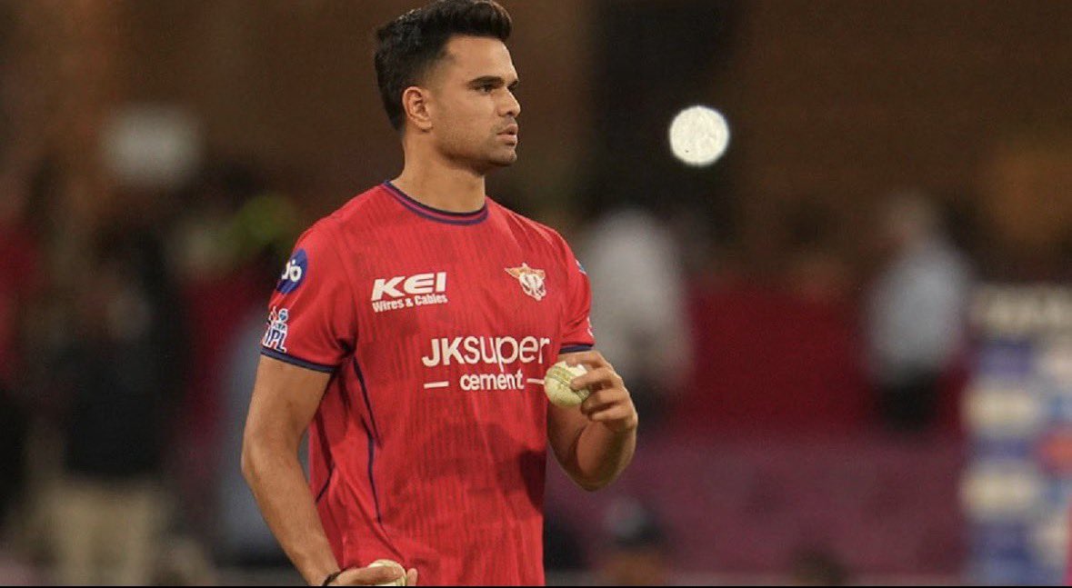 ShashikantMegh2's tweet photo. Arjun Tendulkar is playing today against Punjab Kings.
#LSGvsPBKS https://t.co/STWkvosxCD